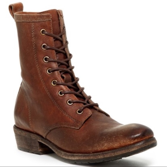 Frye Shoes - Frye Carson Lug Boots